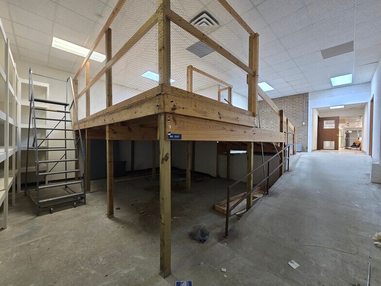 More Photos Of 2408 S 37th St, Temple Office For Sale