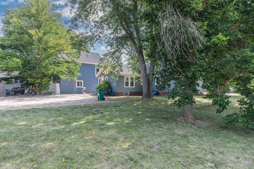 More Photos Of 2 Pleasant St, Rochester Apartments For Sale