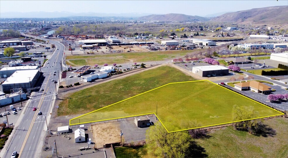 More Photos Of KNA Terrace Heights Drive, Yakima Land For Sale