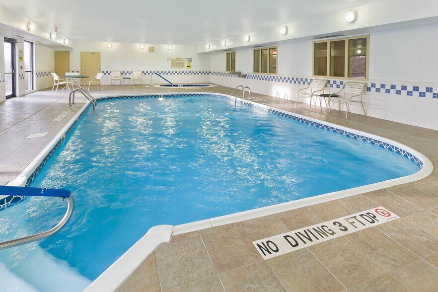 More Photos Of 4003 S Loop 289, Lubbock Hotel For Sale