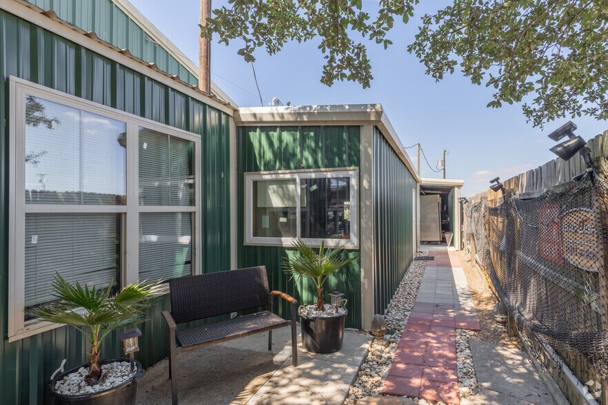 More Photos Of 3769 E I-30 & Hwy 24, Campbell Sports And Entertainment For Sale