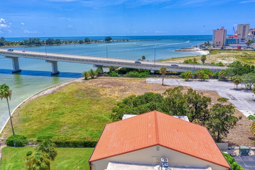 More Photos Of 805 S Gulfview Blvd, Clearwater Beach Land For Sale