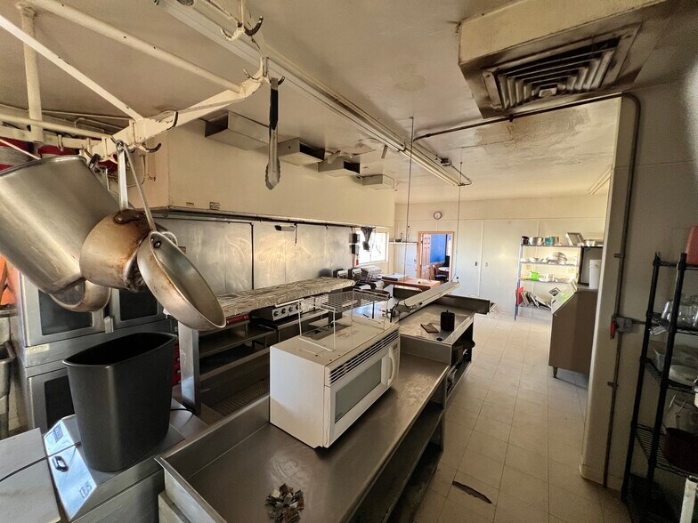 More Photos Of 19 County Road 3A, Canon City Restaurant For Sale