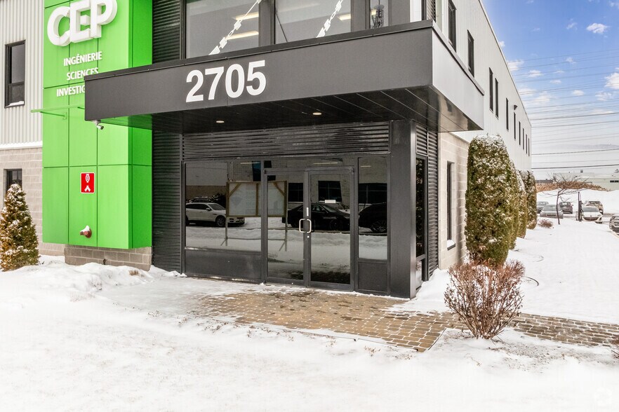 More Photos Of 2705 Rue Michelin, Laval Office For Sale