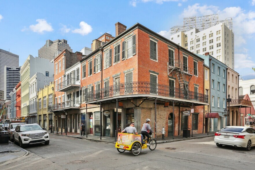 More Photos Of 235 Chartres St, New Orleans Storefront Retail Office For Sale