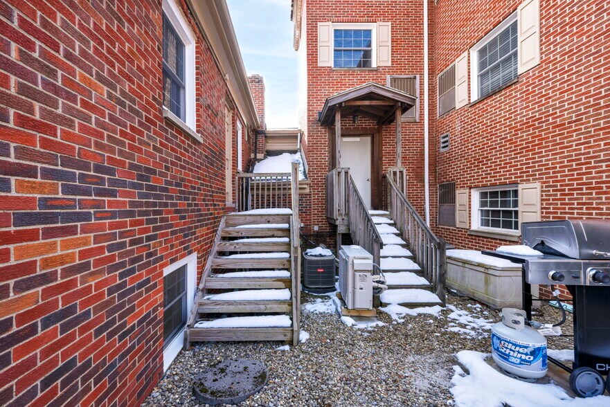 More Photos Of 10570-10574 Ravenna Rd, Twinsburg Office For Lease