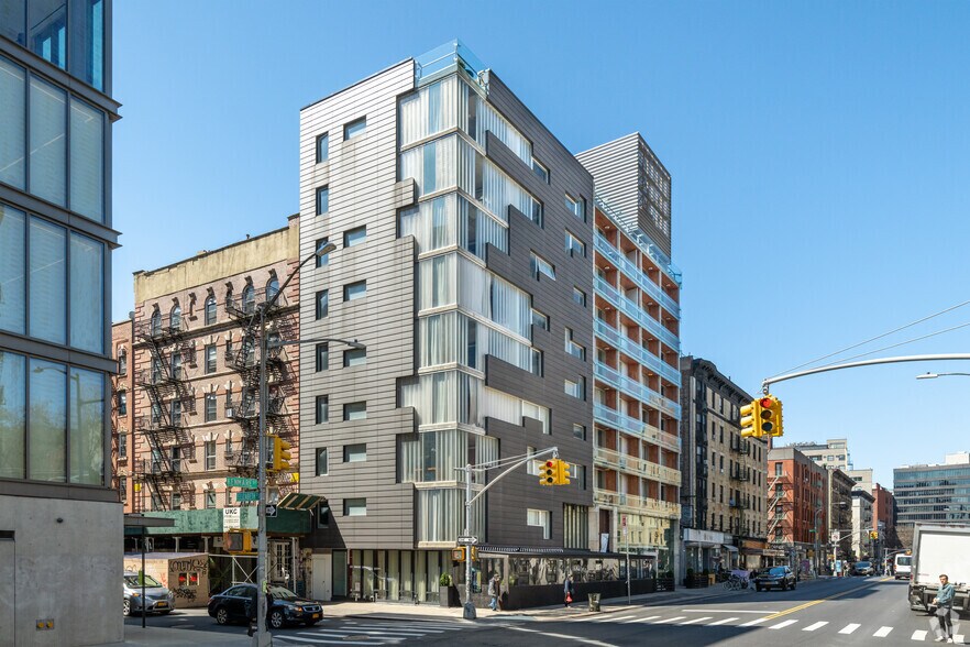 More Photos Of 30 Kenmare St, New York Hotel For Lease