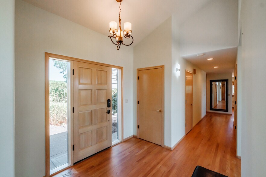 More Photos Of 10845 Brateng Rd, Monmouth Winery Vineyard For Sale