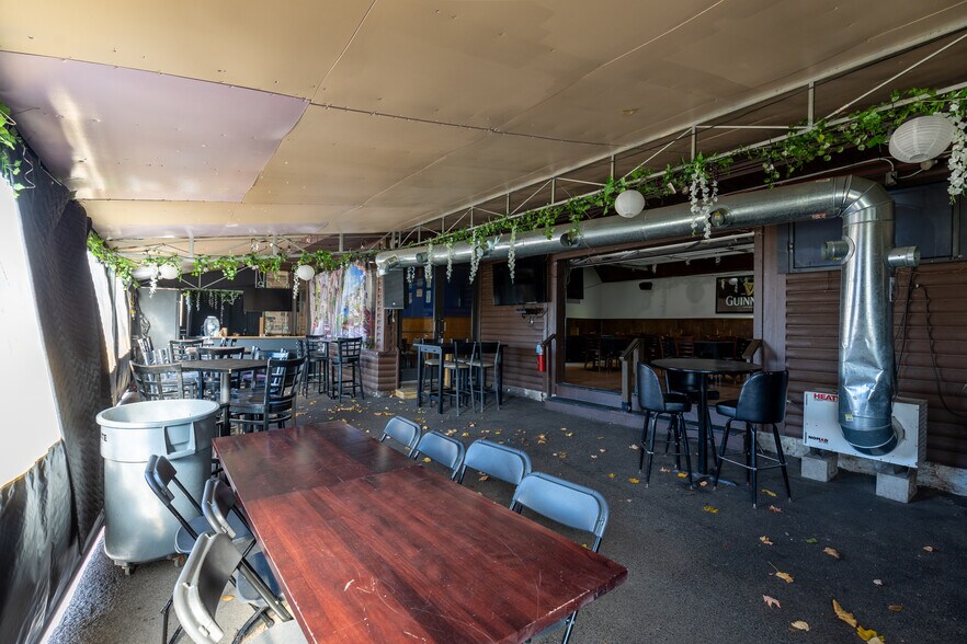 More Photos Of 7815 Ogden Ave, Lyons Restaurant For Sale