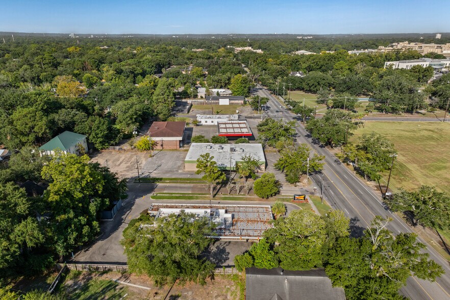 More Photos Of 1461 Spring Hill Ave, Mobile Fast Food For Sale