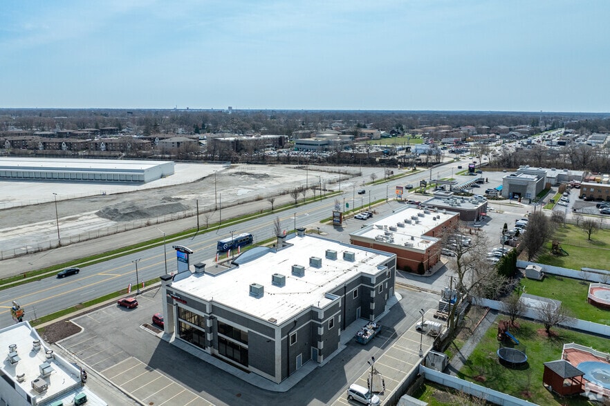 More Photos Of 10354 S Harlem Ave, Palos Hills Storefront Retail Office For Lease