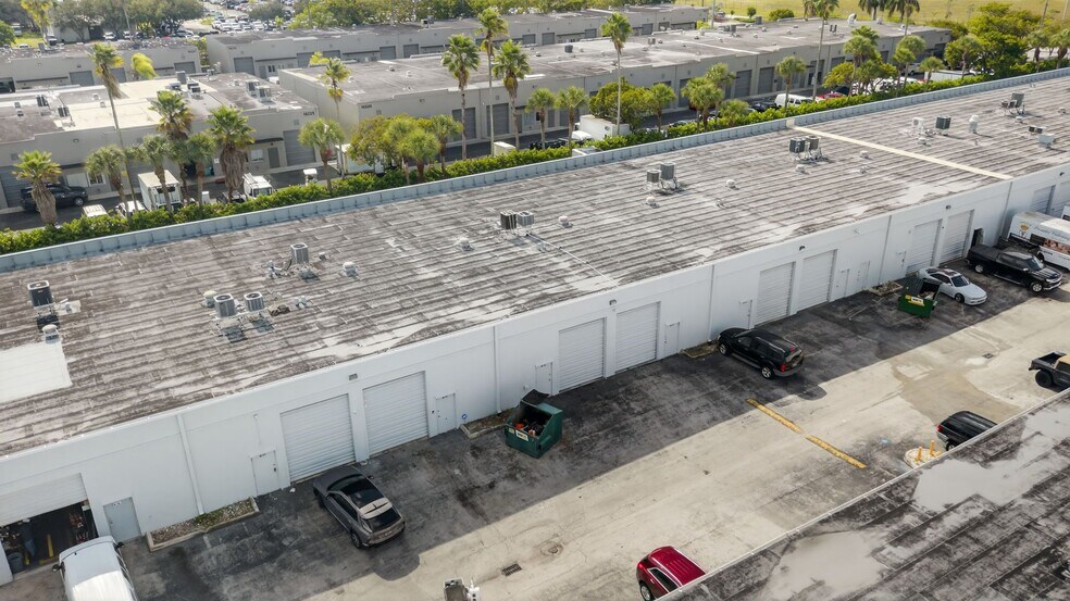 More Photos Of 16115-16155 SW 117th Ave, Miami Light Distribution For Sale