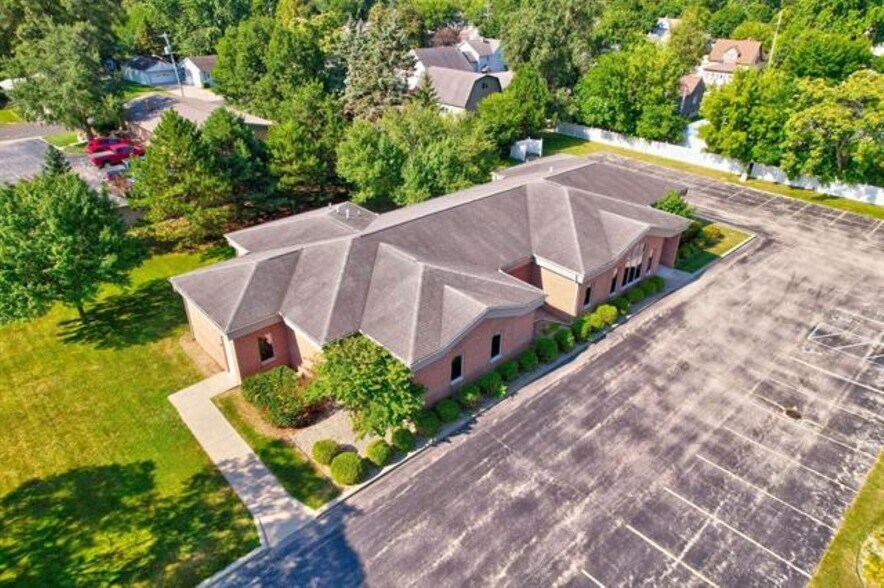 More Photos Of 2010 15th St, Bay City Healthcare For Sale