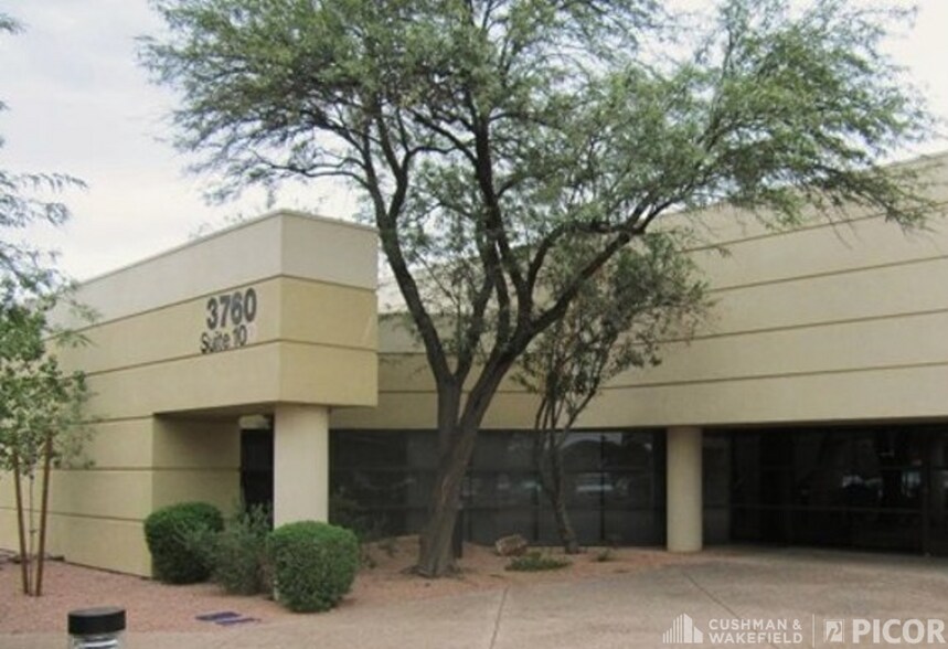 More Photos Of 3760 N Commerce Dr, Tucson Warehouse For Sale