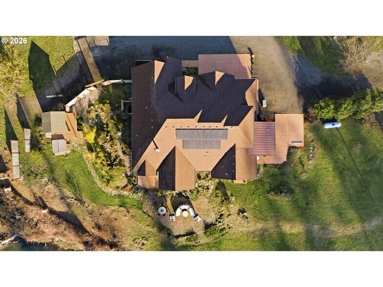 More Photos Of 49164 McKenzie Hwy, Vida Lodge Meeting Hall For Sale