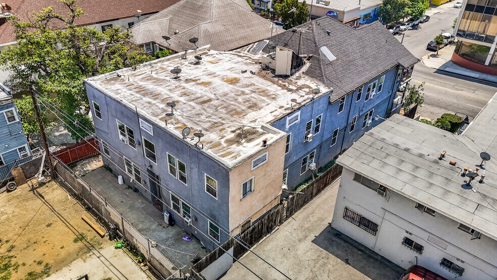 More Photos Of 1247 W 8th St, Los Angeles Apartments For Sale