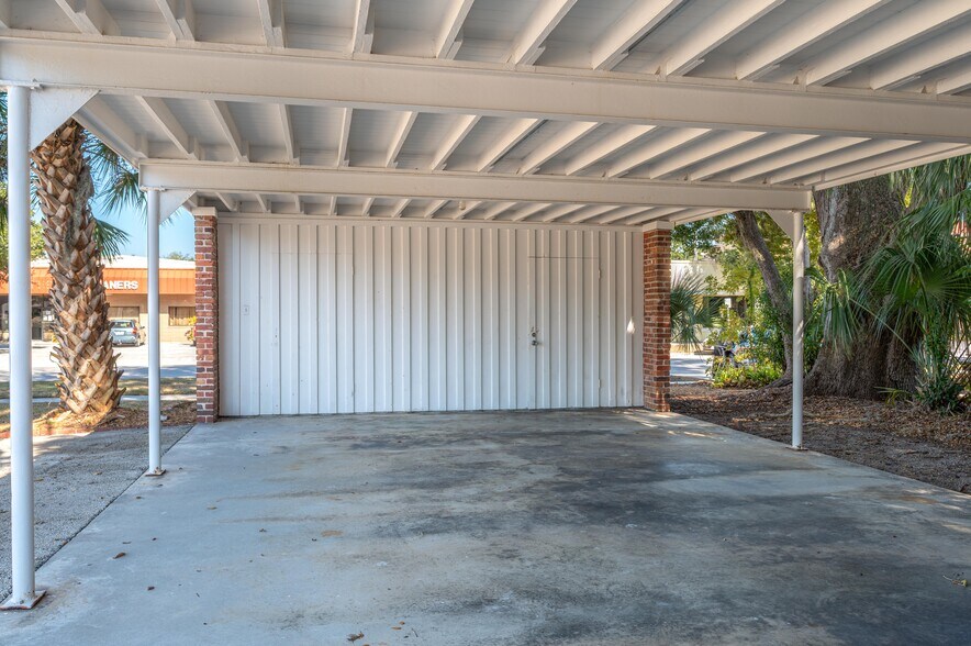 More Photos Of 510 E Parker St, Bartow Office For Sale