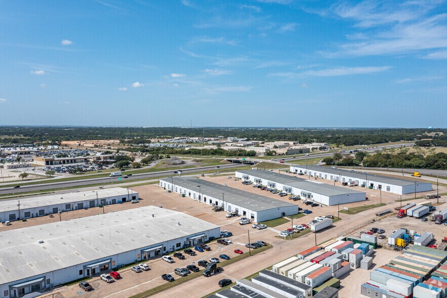 More Photos Of 5029-5047 Martin Luther King Fwy, Fort Worth Unknown For Lease