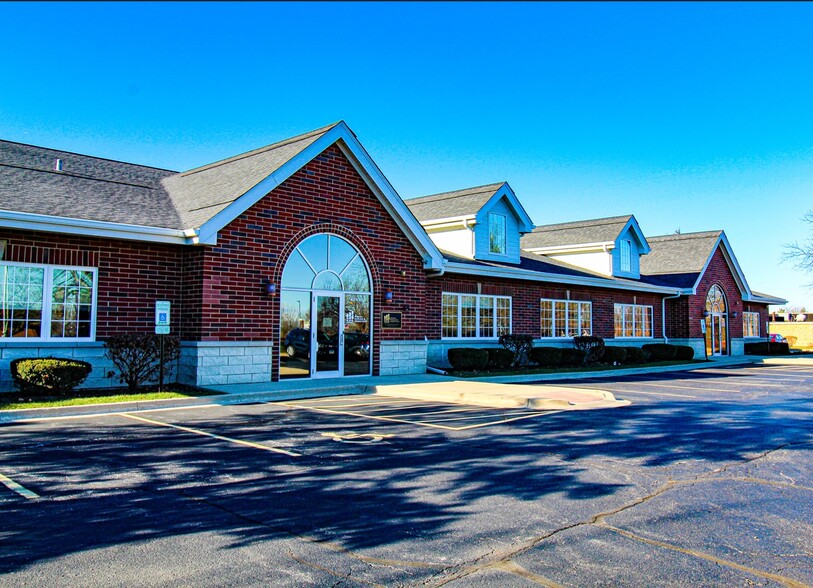 Primary Photo Of 170 S Bloomingdale Rd, Bloomingdale Medical For Lease