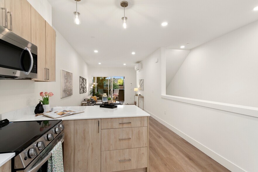 More Photos Of 117 Wells Ave S, Renton Apartments For Sale