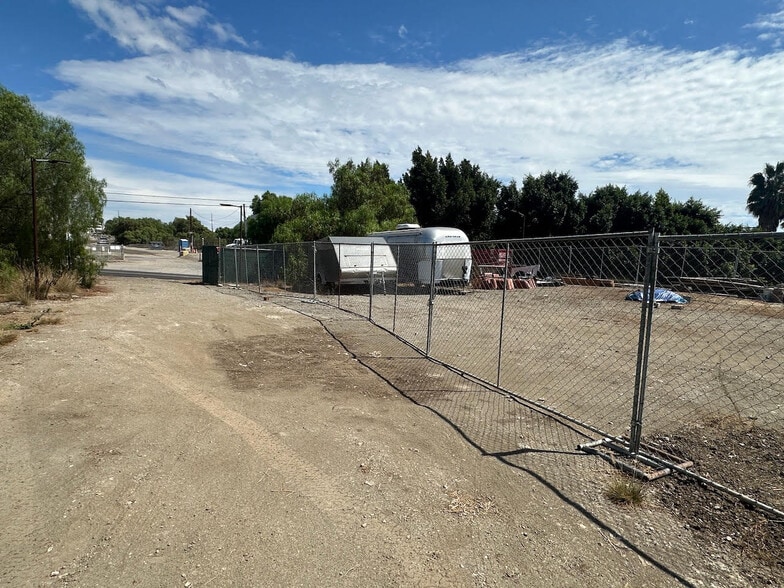 More Photos Of Lot 18 California Ave, Signal Hill Land For Sale