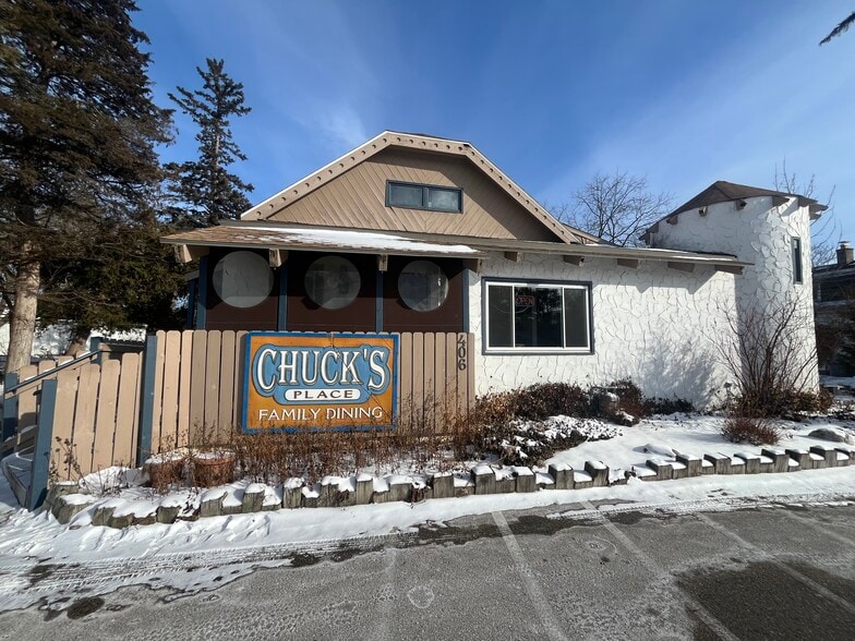 Primary Photo Of 406 N Main St, Thiensville Restaurant For Sale