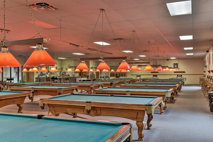 More Photos Of 132 Monadnock Hwy, Keene Storefront For Sale