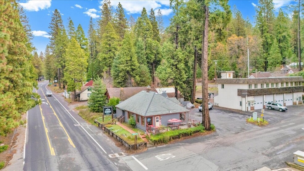 More Photos Of 1051 Hwy 4, Arnold General Retail For Sale