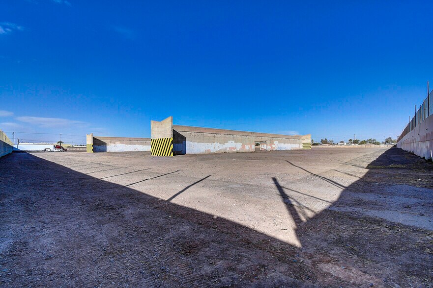 More Photos Of 325 S 31st Ave, Phoenix Land For Lease