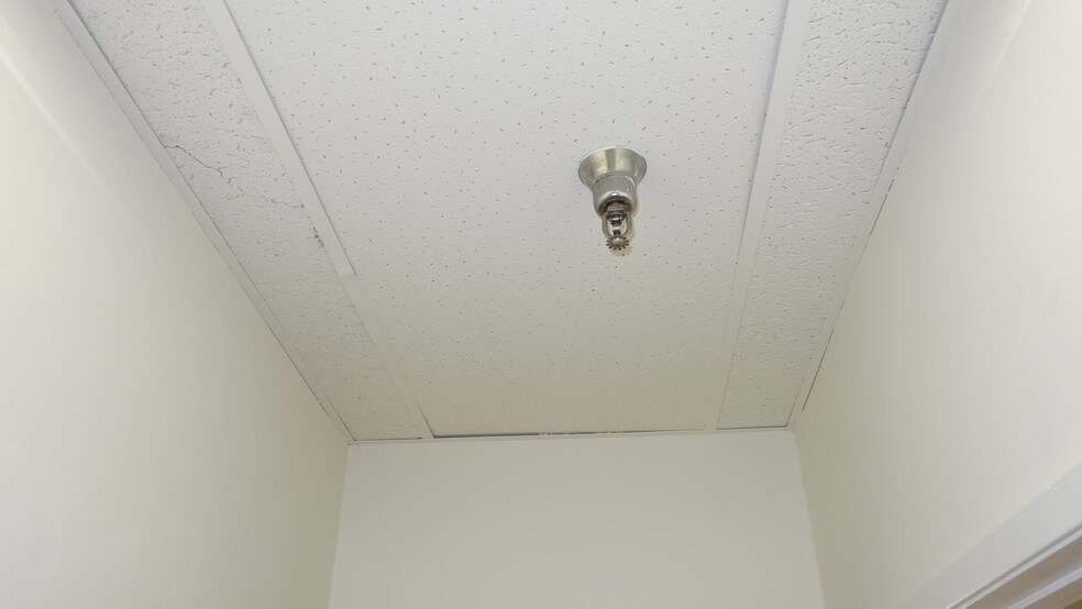 More Photos Of 1455 Monterey Pass Rd, Monterey Park Office Residential For Lease