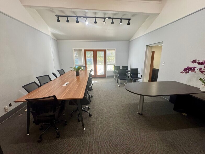 More Photos Of 6680 Bay Laurel Pl, Avila Beach Office For Lease
