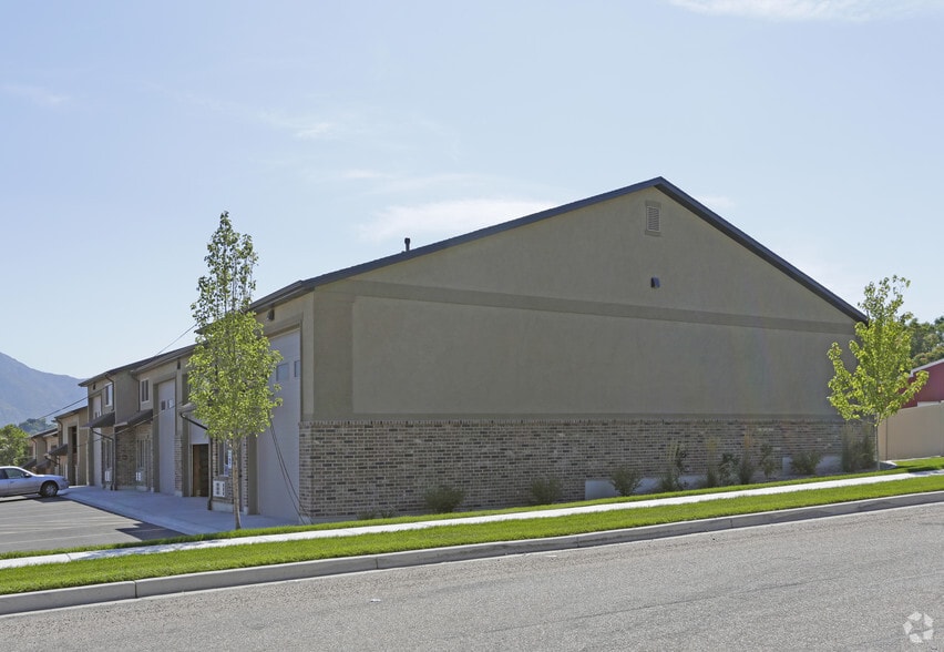 More Photos Of 1451 W 5175 S, Riverdale Light Distribution For Lease