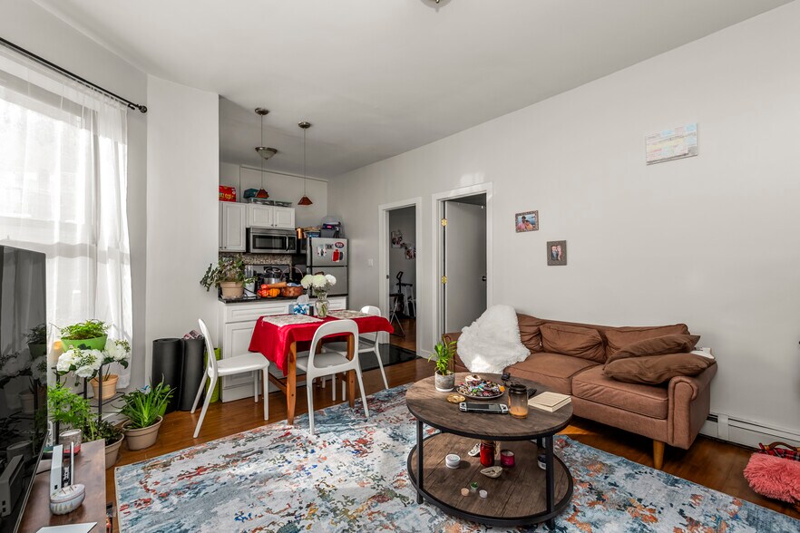 More Photos Of 4029 23rd St, Long Island City Multifamily For Sale