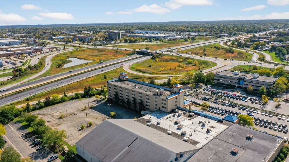 More Photos Of 1550 E Dundee Rd, Palatine Hotel For Sale