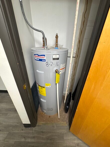 More Photos Of 397 N 9th Ave, Scranton Medical For Sale