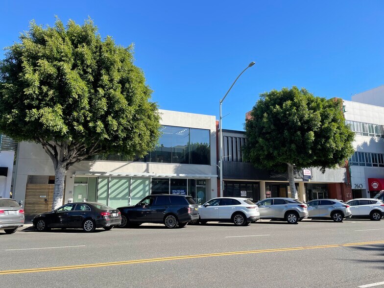 More Photos Of 252 S Beverly Dr, Beverly Hills Office For Lease