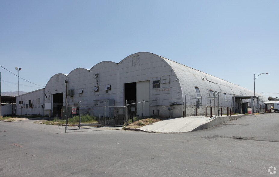 More Photos Of 3016 Kansas Ave, Riverside Unknown For Lease