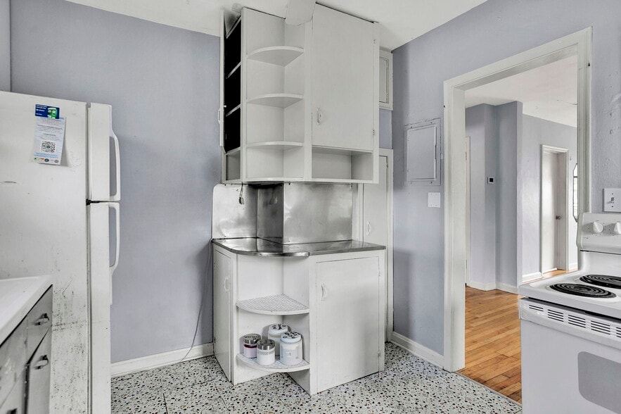 More Photos Of 315 15th Ave N, Jacksonville Beach Apartments For Sale