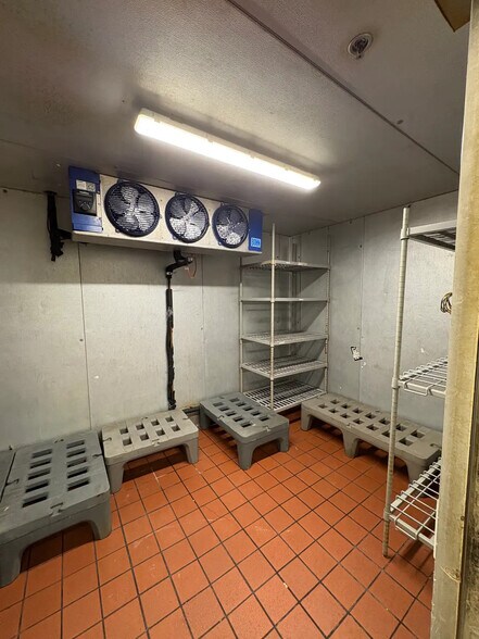 More Photos Of 4875 28th St SE, Grand Rapids Restaurant For Lease