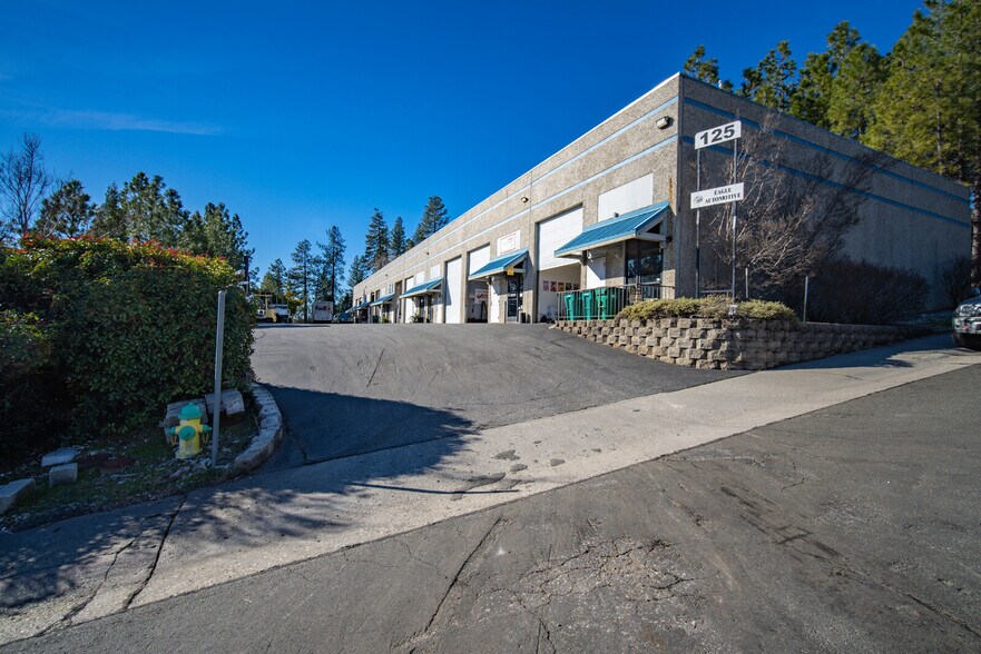 More Photos Of 125 Spring Hill Dr, Grass Valley Land For Lease