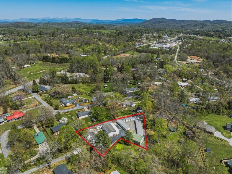 More Photos Of 130 Oakland Hill Dr, Etowah Warehouse For Sale