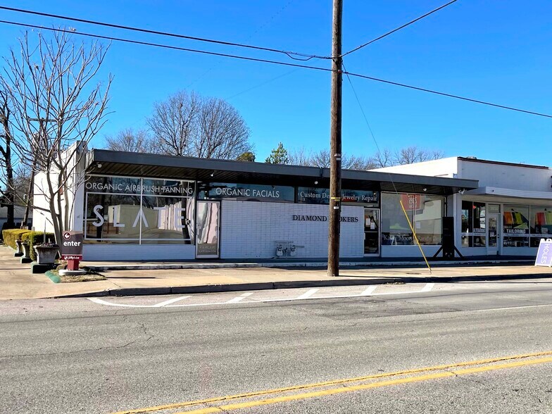 More Photos Of 3636-3638 S Peoria Ave, Tulsa Freestanding For Lease