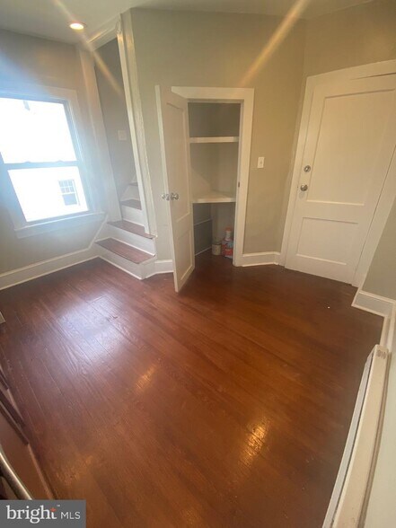 More Photos Of 841 Edge Hill Rd, Glenside Apartments For Sale