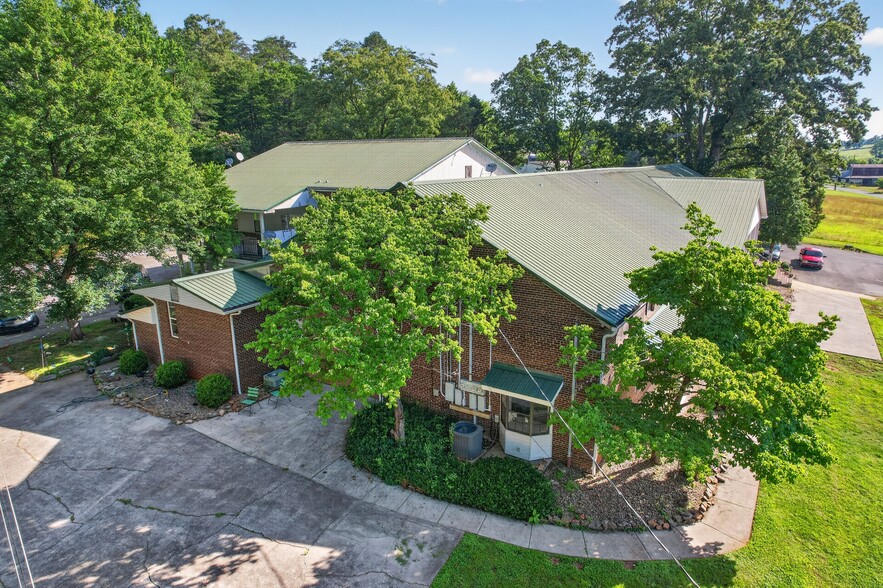 More Photos Of 4725 Mint Rd, Maryville Apartments For Sale