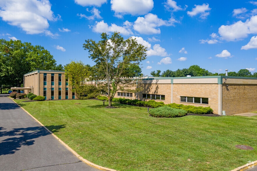 More Photos Of 365 New Albany Rd, Moorestown Light Distribution For Lease
