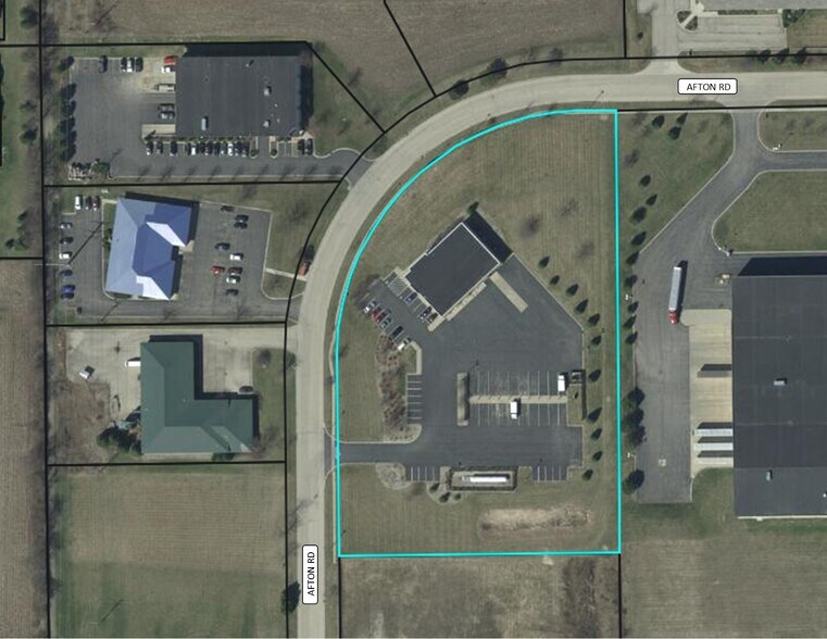 More Photos Of 1650 Afton Rd, Sycamore Distribution For Sale