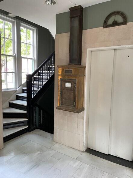 More Photos Of 157 E Main St, Rock Hill Loft Creative Space For Lease