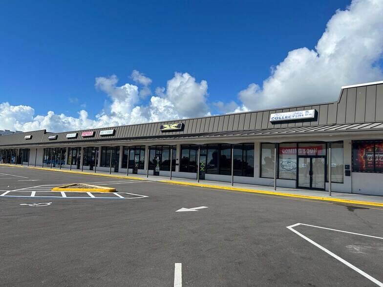 More Photos Of 4500 NE Dixie Hwy, Palm Bay Unknown For Lease
