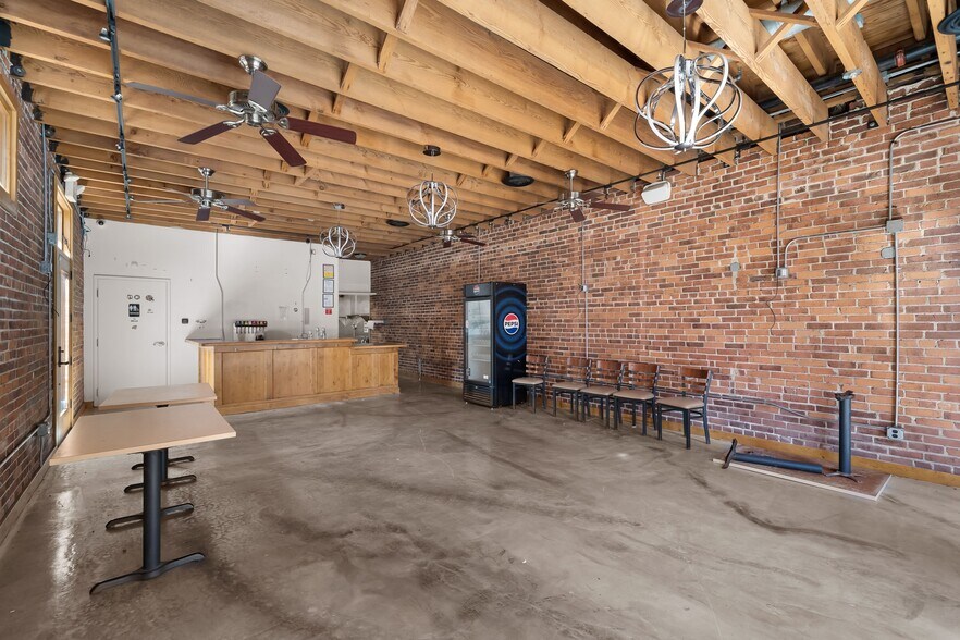 More Photos Of 1131 Broad St, San Luis Obispo Restaurant For Sale