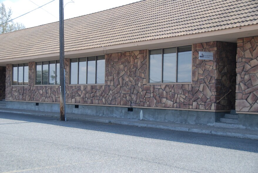 More Photos Of 100 N Fruitland St, Kennewick Office For Lease